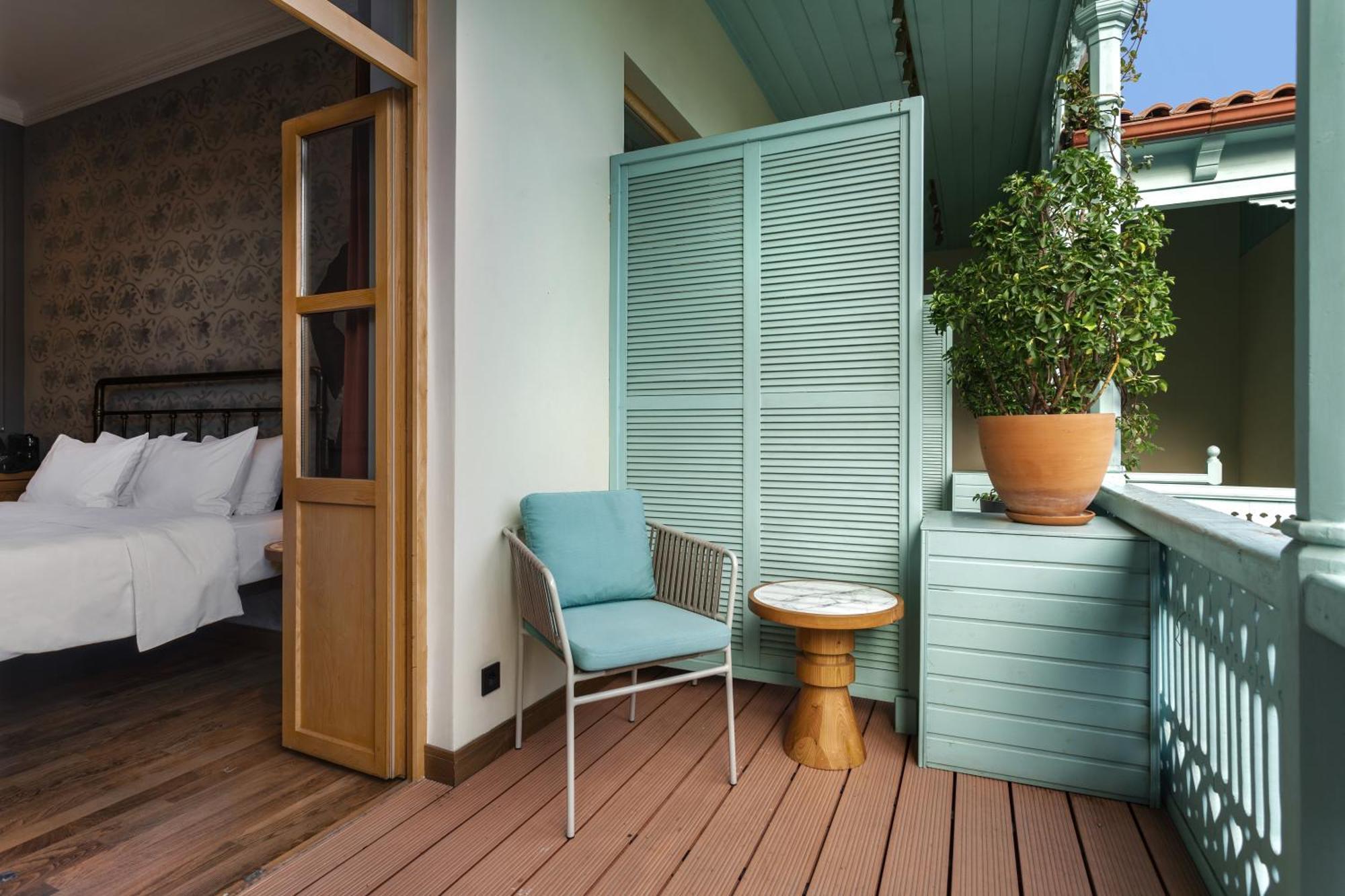 The Blue Fox Hotel Тбілісі Екстер'єр фото